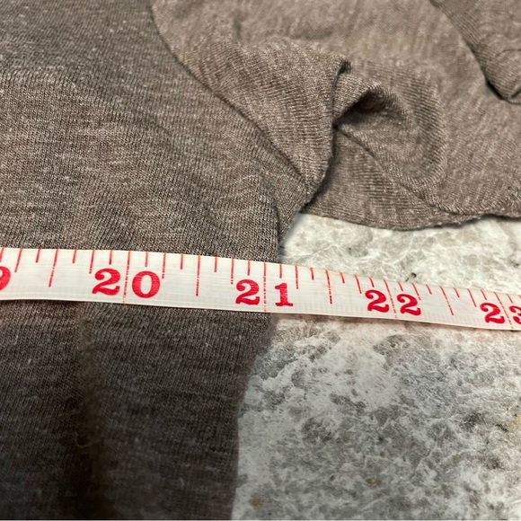 Molson Canadian Beer Graphic T-Shirt Gray Men’s Large - Picture 7 of 7